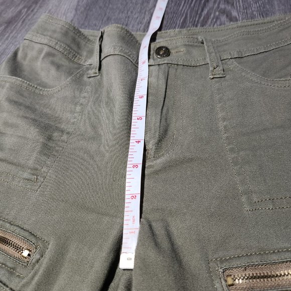 Vintage Y2K Illegal kaki flared cargo jeans with front pockets & zippers - Picture 13 of 16